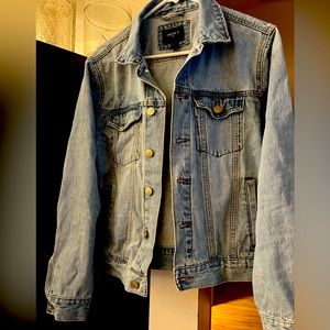 Men’s Forever 21 denim jacket